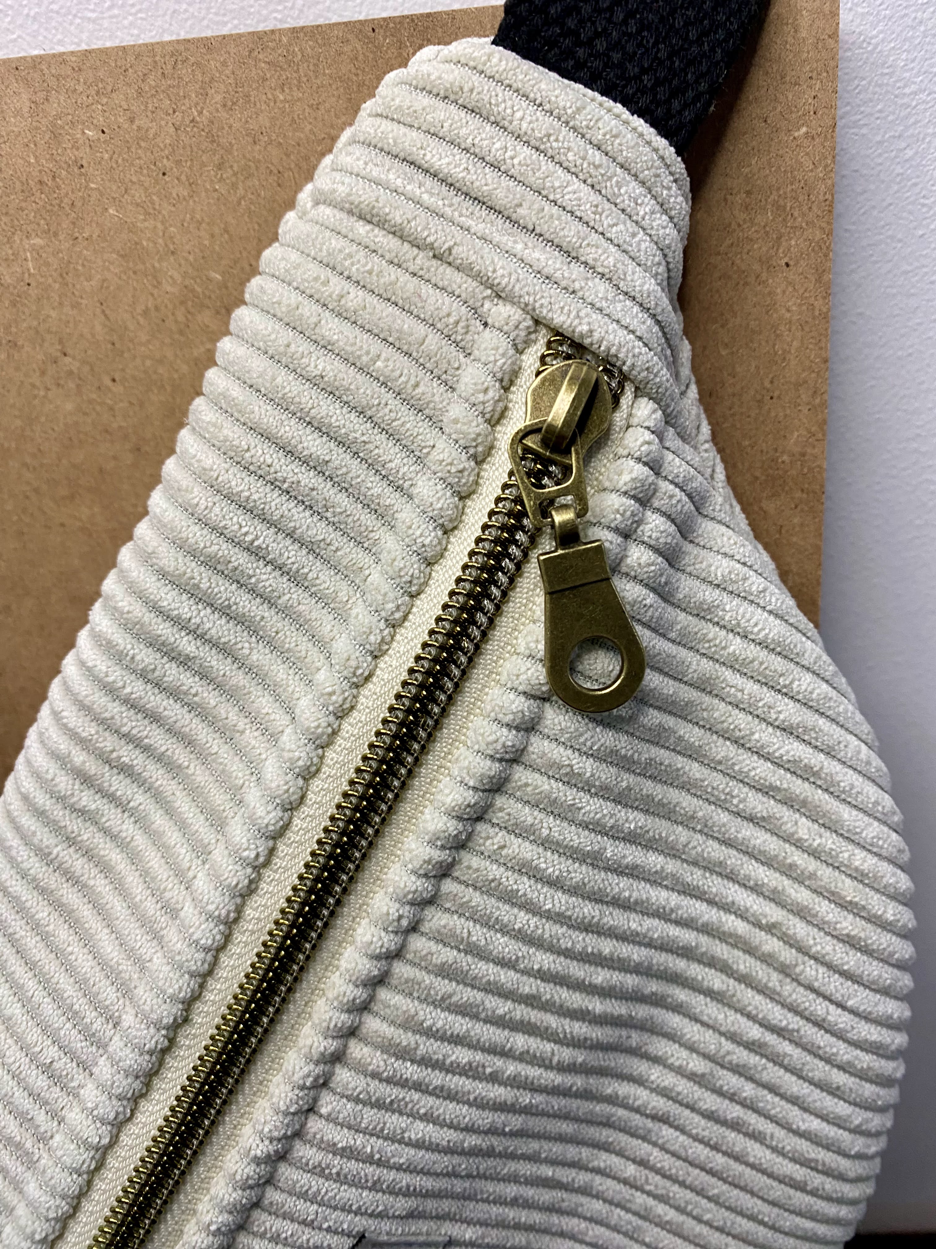Sac Banane En Velours Côtelé Unisexe – 33x16x9 Cm, Bandoulière Réglable, Style Minimaliste Blanc | Pour Quotidien, Voyage, Sport Et Extérieur - 2